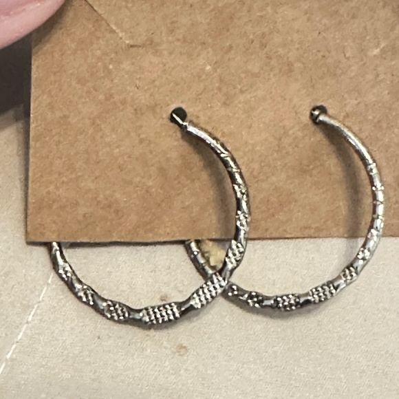 2/$15 Silver tone hoop earrings Lever back Round flat hoops w/texture design. - Picture 1 of 8